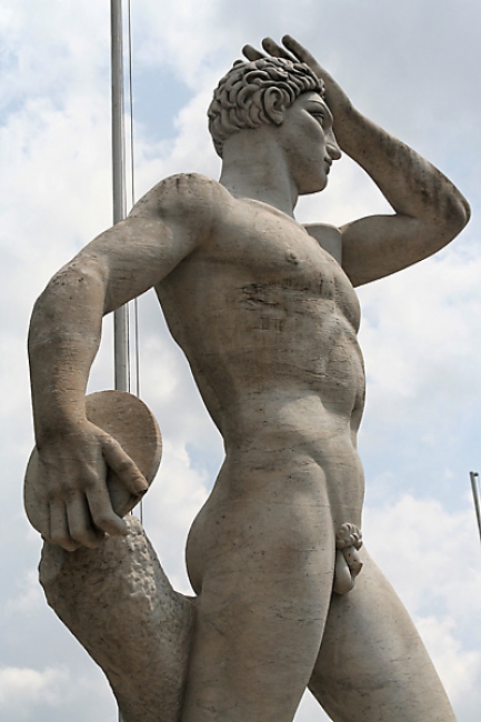 Stadio dei marmi 131